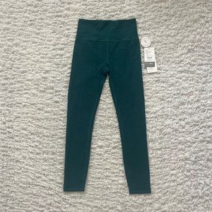 Vuori NWT Clean Elevation legging
